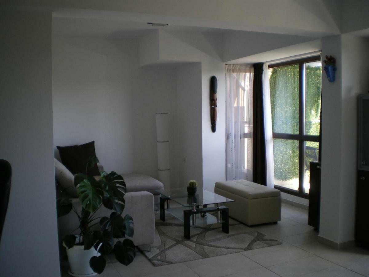Park View Apartment Plovdiv With Parking מראה חיצוני תמונה