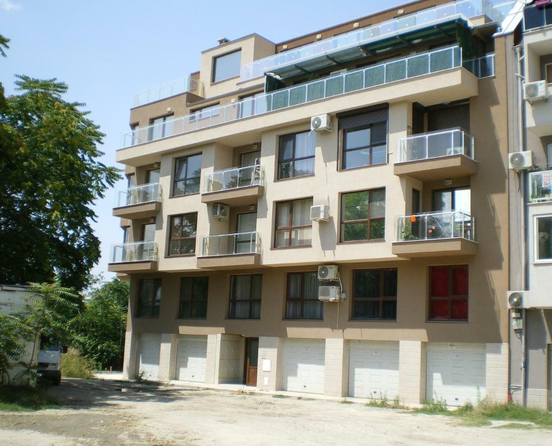 Park View Apartment Plovdiv With Parking מראה חיצוני תמונה